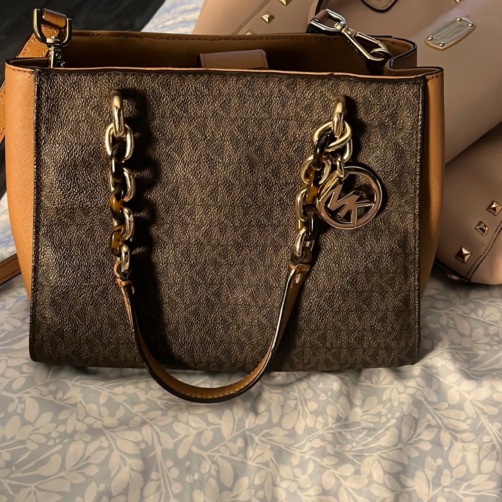 MICHAEL KORS  Brown & Acorn purse wallet sold separately